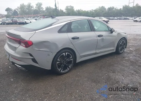 2021 Kia K5 Gt-Line z USA, uszkodzony, nr VIN 5XXG64J22MG072746